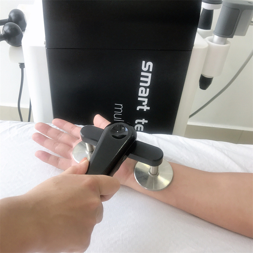 足首の捻挫筋肉苦痛のための衝撃波メッセージの超音波療法機械
